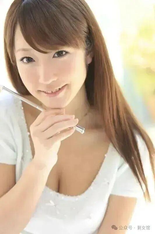 中文字幕黄色家庭观影推荐周末全家同看电影专题
